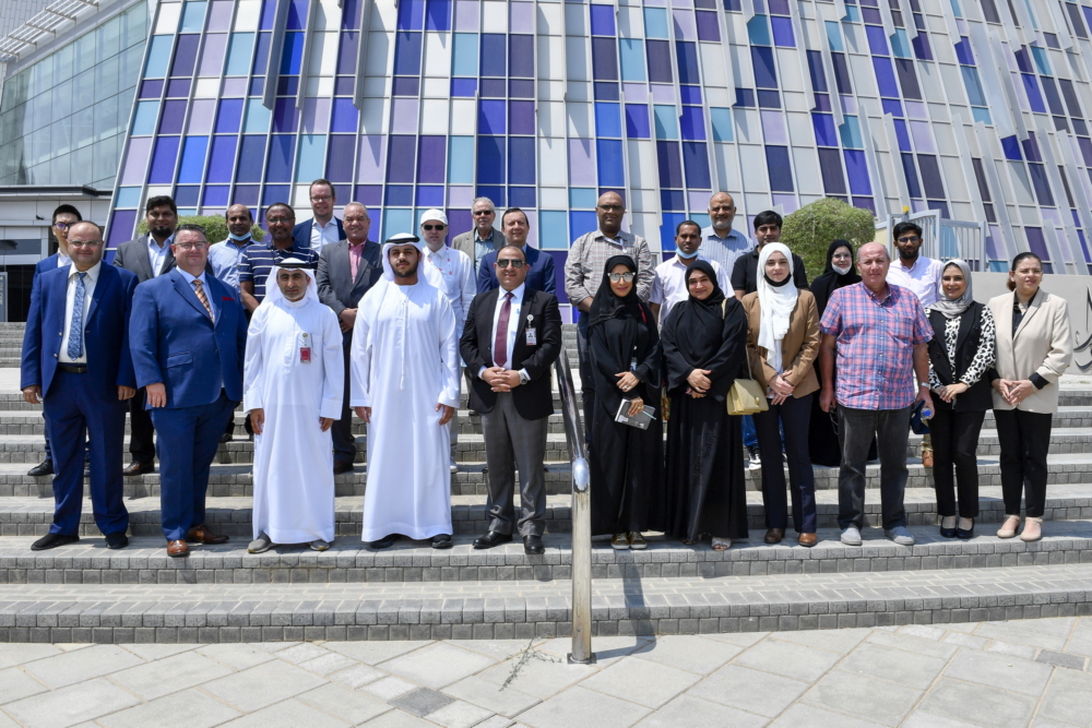 جامعة الإمارات وجامعة أبو ظبي يطلقان برنامج تمويل الأبحاث المشتركة للباحثين من الجامعتين جامعة الإمارات وجامعة أبو ظبي يطلقان برنامج تمويل الأبحاث المشتركة للباحثين من الجامعتين